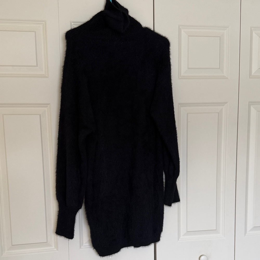 Chic Black Turtleneck Sweater
